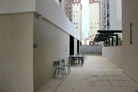 Apartamento à venda com 77m², 2 quartos e 1 vagaÁrea comum