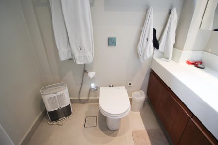 Apartamento para alugar com 125m², 2 quartos e 1 vagaBanheiro da Suíte 1 