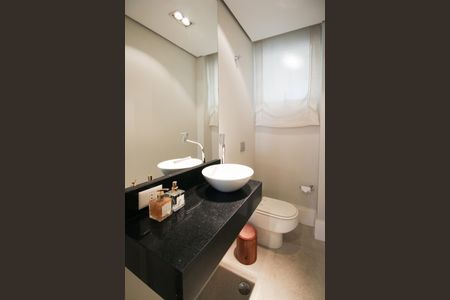 Apartamento para alugar com 125m², 2 quartos e 1 vagaLavabo