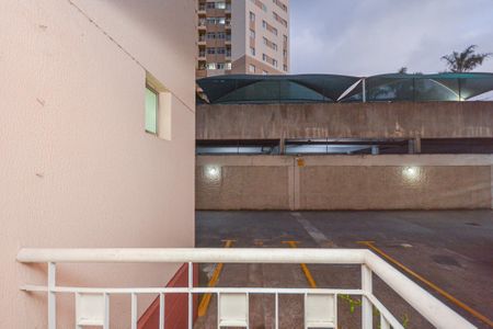 Apartamento para alugar com 49m², 2 quartos e 1 vaga Apartamento para alugar com 49m², 2 quartos e 1 vagaSacada