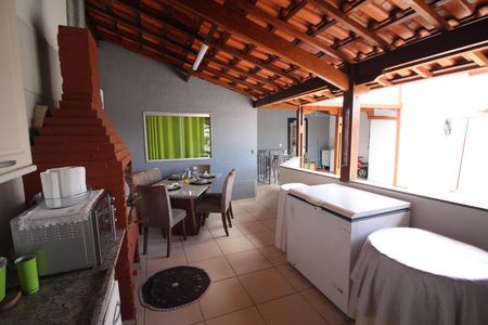 Apartamento à venda com 200m², 4 quartos e 2 vagasÁrea gourmet