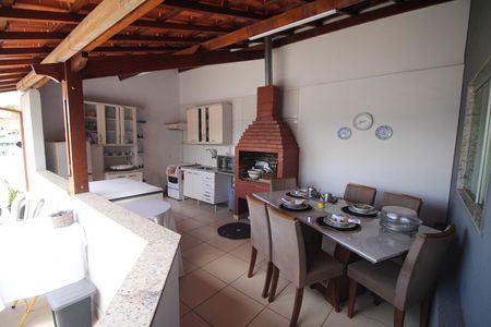Apartamento à venda com 200m², 4 quartos e 2 vagasÁrea gourmet