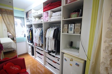 Apartamento à venda com 200m², 4 quartos e 2 vagasCloset Quarto 1
