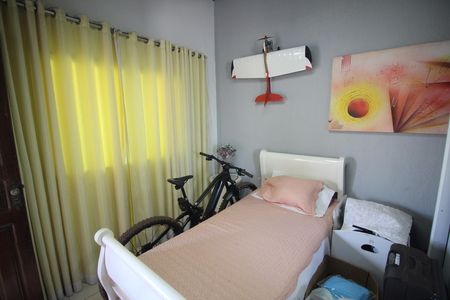 Apartamento à venda com 200m², 4 quartos e 2 vagasQuarto 4