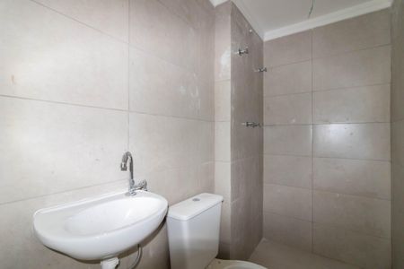 Apartamento à venda com 5828m², 3 quartos e sem vaga Apartamento à venda com 5828m², 3 quartos e sem vagaBanheiro
