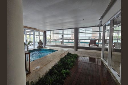 Apartamento para alugar com 75m², 2 quartos e 1 vagaÁrea comum - Piscina Coberta