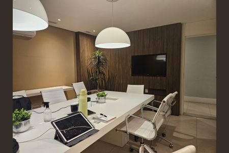 Apartamento para alugar com 75m², 2 quartos e 1 vagaÁrea comum 