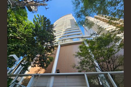 Apartamento para alugar com 75m², 2 quartos e 1 vagaFachada