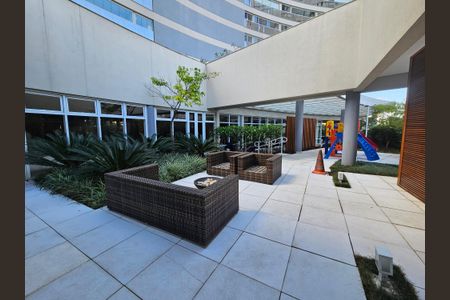 Apartamento para alugar com 75m², 2 quartos e 1 vagaÁrea comum