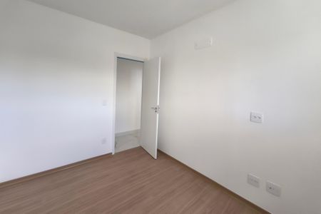 Apartamento à venda com 64m², 2 quartos e 1 vagaQuarto 2