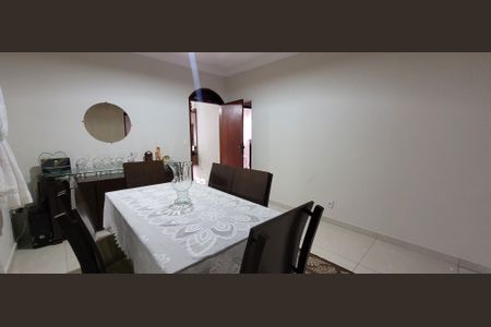 Casa para alugar com 138m², 2 quartos e 7 vagasSala de Jantar