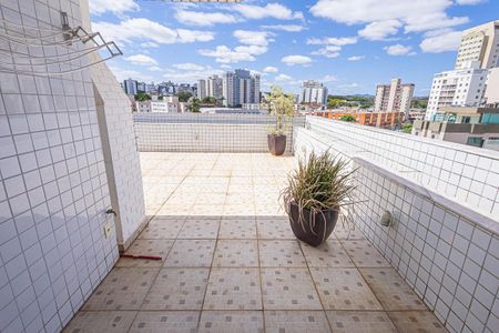 Apartamento para alugar com 190m², 4 quartos e 3 vagas Apartamento para alugar com 190m², 4 quartos e 3 vagasTerraço