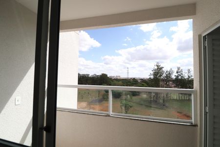 Apartamento para alugar com 60m², 2 quartos e 1 vagaSacada