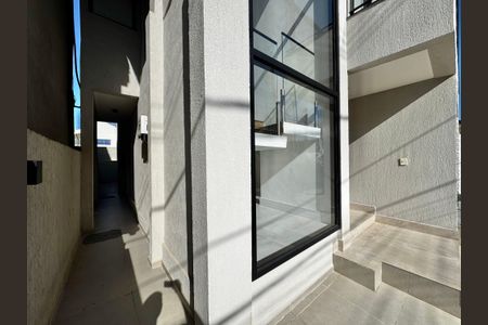 Casa de condomínio à venda com 300m², 3 quartos e 2 vagas Casa de condomínio à venda com 300m², 3 quartos e 2 vagasÁrea externa