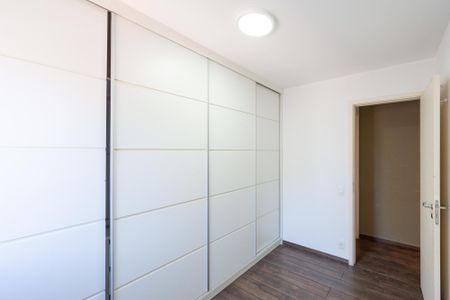 Apartamento à venda com 84m², 3 quartos e 2 vagasQuarto 2