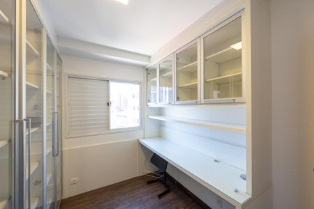 Apartamento à venda com 84m², 3 quartos e 2 vagasQuarto 3