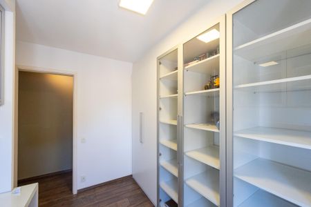 Apartamento à venda com 84m², 3 quartos e 2 vagasQuarto 3