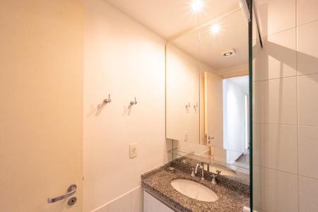 Apartamento à venda com 84m², 3 quartos e 2 vagasBanheiro da Suíte