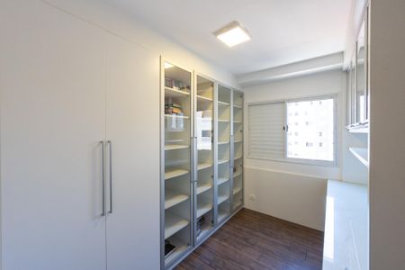 Apartamento à venda com 84m², 3 quartos e 2 vagasQuarto 3