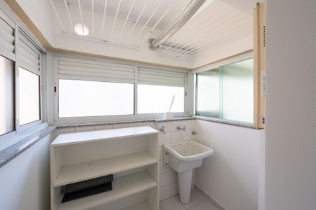 Apartamento à venda com 84m², 3 quartos e 2 vagasLavanderia