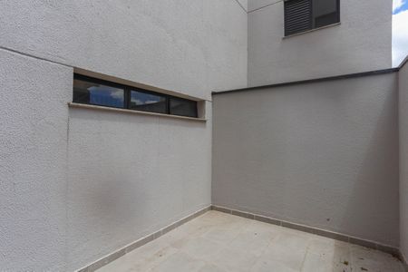 Apartamento à venda com 40m², 2 quartos e 1 vaga Apartamento à venda com 40m², 2 quartos e 1 vagaÁrea comum