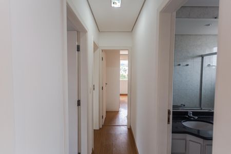 Apartamento à venda com 3 quartos, 217m² em Pompéia, Belo Horizonte