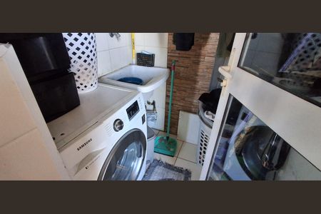 Apartamento à venda com 80m², 3 quartos e 1 vagaÁrea de Serviço 