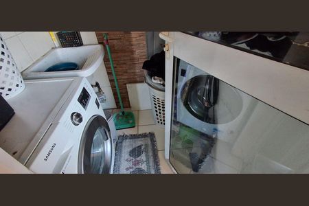 Apartamento à venda com 80m², 3 quartos e 1 vagaÁrea de Serviço 