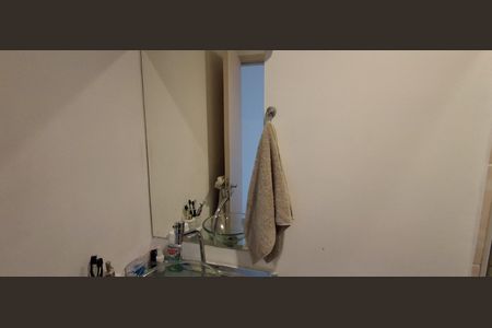 Apartamento à venda com 80m², 3 quartos e 1 vagaBanheiro Social 