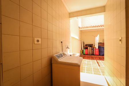 Casa de condomínio à venda com 90m², 2 quartos e 1 vagaLavanderia