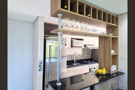 Apartamento à venda com 47m², 2 quartos e 1 vaga Apartamento à venda com 47m², 2 quartos e 1 vagaCozinha e Área de Serviço