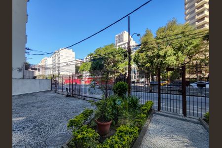 Apartamento à venda com 102m², 3 quartos e 2 vagas Apartamento à venda com 102m², 3 quartos e 2 vagasFachada e portaria