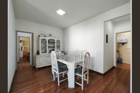 Apartamento à venda com 102m², 3 quartos e 2 vagas Apartamento à venda com 102m², 3 quartos e 2 vagasSala