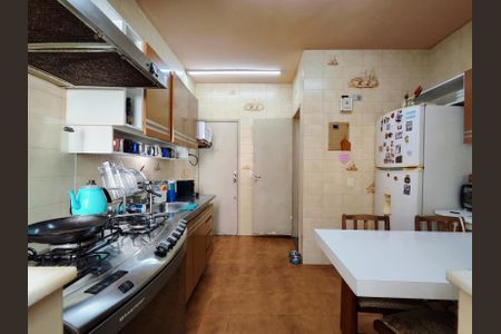 Apartamento à venda com 102m², 3 quartos e 2 vagas Apartamento à venda com 102m², 3 quartos e 2 vagasCozinha