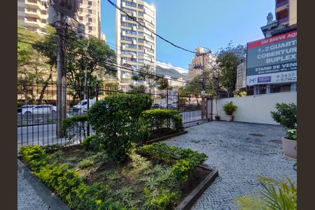 Apartamento à venda com 102m², 3 quartos e 2 vagas Apartamento à venda com 102m², 3 quartos e 2 vagasFachada e portaria