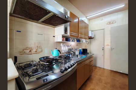 Apartamento à venda com 102m², 3 quartos e 2 vagas Apartamento à venda com 102m², 3 quartos e 2 vagasCozinha