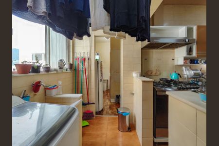 Apartamento à venda com 102m², 3 quartos e 2 vagas Apartamento à venda com 102m², 3 quartos e 2 vagasÁrea de Serviço