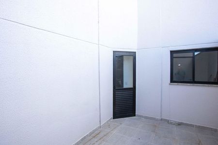 Apartamento à venda com 38m², 2 quartos e 1 vagaÁrea comum