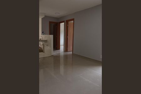 Apartamento para alugar com 47m², 2 quartos e 1 vaga Apartamento para alugar com 47m², 2 quartos e 1 vagaSala/Cozinha