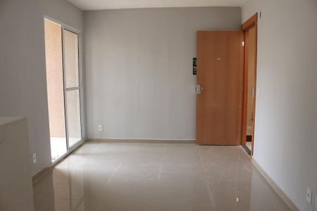 Apartamento para alugar com 47m², 2 quartos e 1 vaga Apartamento para alugar com 47m², 2 quartos e 1 vagaSala/Cozinha
