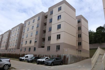 Apartamento para alugar com 47m², 2 quartos e 1 vaga Apartamento para alugar com 47m², 2 quartos e 1 vagaFachada