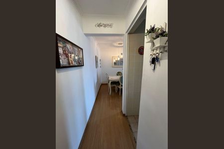 Apartamento à venda com 54m², 2 quartos e 1 vagaCorredor