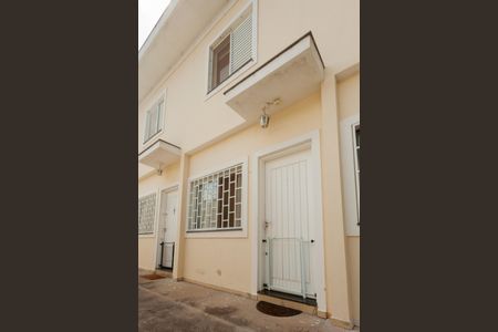 Casa à venda com 72m², 2 quartos e 1 vagaFachada