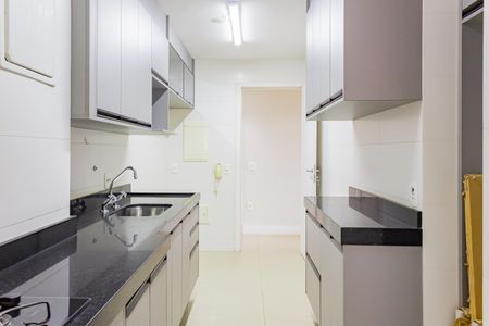Apartamento à venda com 108m², 3 quartos e 2 vagasCozinha