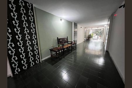 Apartamento à venda com 150m², 3 quartos e 2 vagasHall