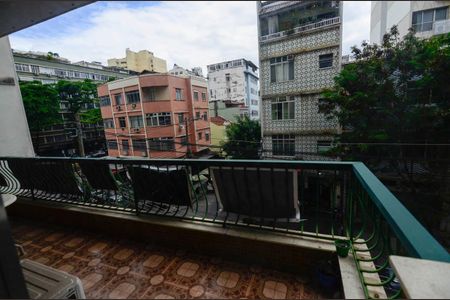 Apartamento à venda com 150m², 3 quartos e 2 vagasSuíte