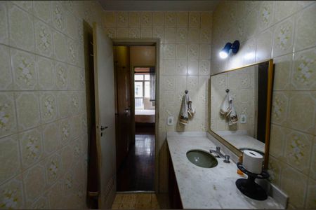 Apartamento à venda com 150m², 3 quartos e 2 vagasBanheiro da Suíte