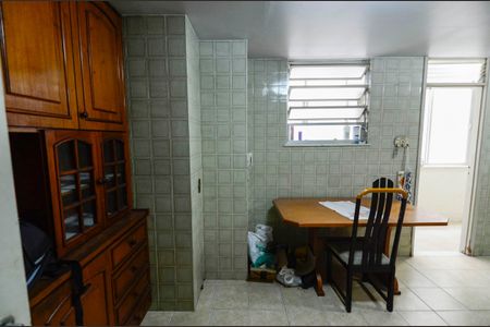 Apartamento à venda com 150m², 3 quartos e 2 vagasCozinha