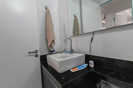 Apartamento à venda com 44m², 2 quartos e sem vaga Apartamento à venda com 44m², 2 quartos e sem vagaBanheiro