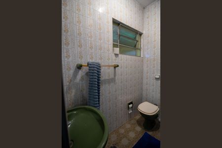 Casa à venda com 130m², 2 quartos e 2 vagas Casa à venda com 130m², 2 quartos e 2 vagasBanheiro da Suíte